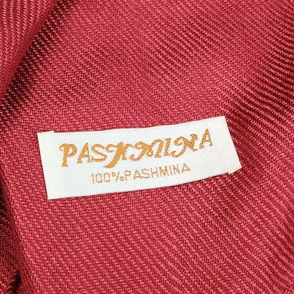 💜Vintage Burgundy Lightweight Pashmina Wrap/Shawl/Scarf - Picture 7 of 7